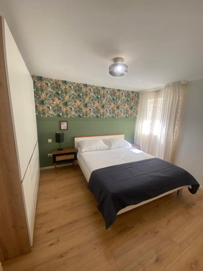 Apartman Oleandar Kastela Exterior photo